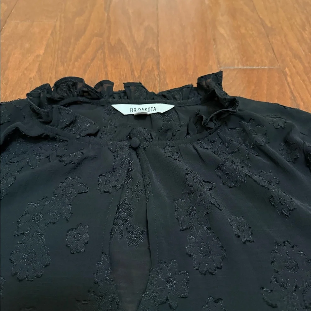BB Dakota Black‎ Jaquard Floral Print Long Sleeve Romantic Ruffle Size Small - Picture 5 of 6